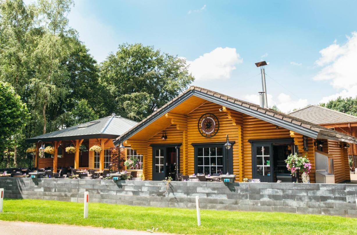 푸텐 Een Gezellige Chalet Met Zonnige Buitenruimte Op De Veluwe! 빌라 외부 사진